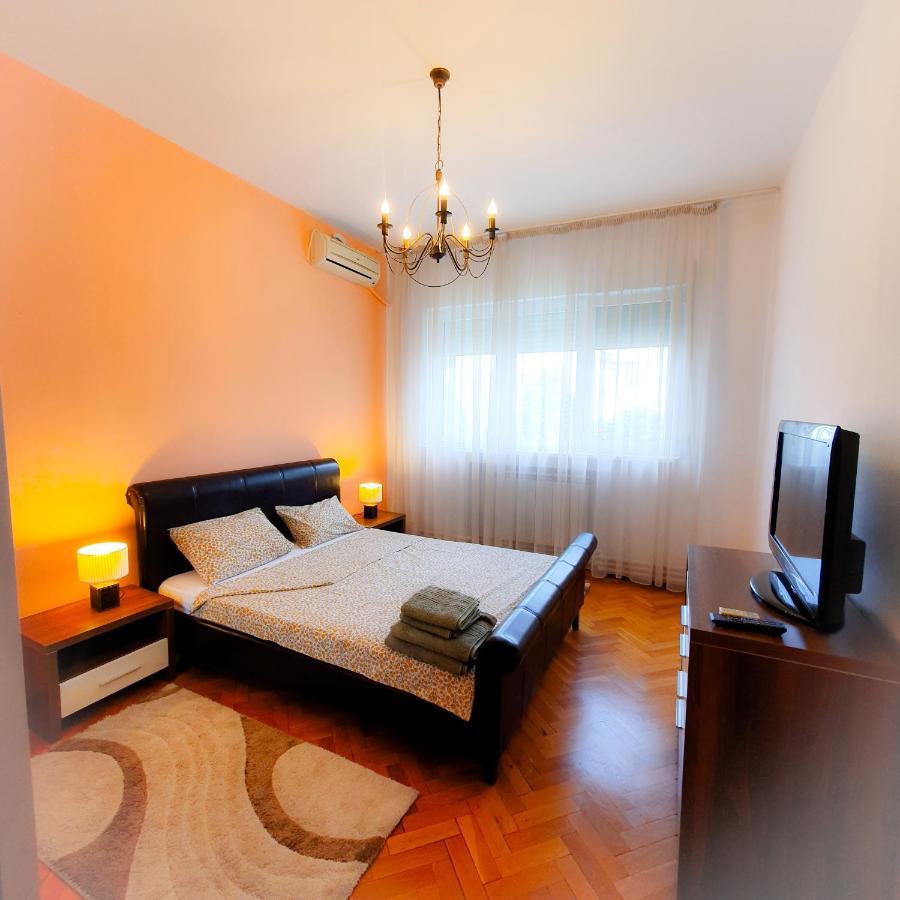 City Center Apartment Bukarest Kültér fotó