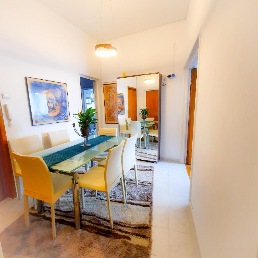 City Center Apartment Bukarest Kültér fotó